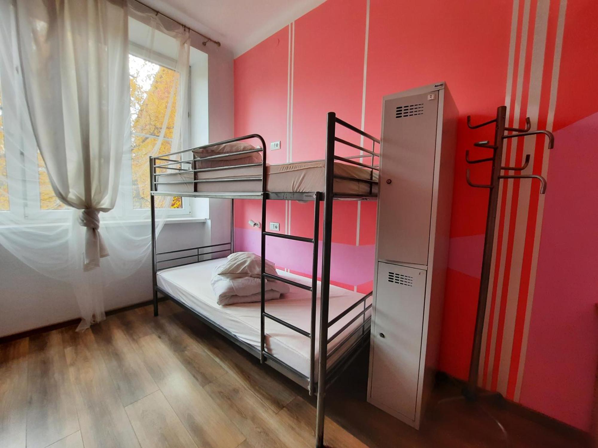 Lorf Hostel&Apartments Краков Экстерьер фото