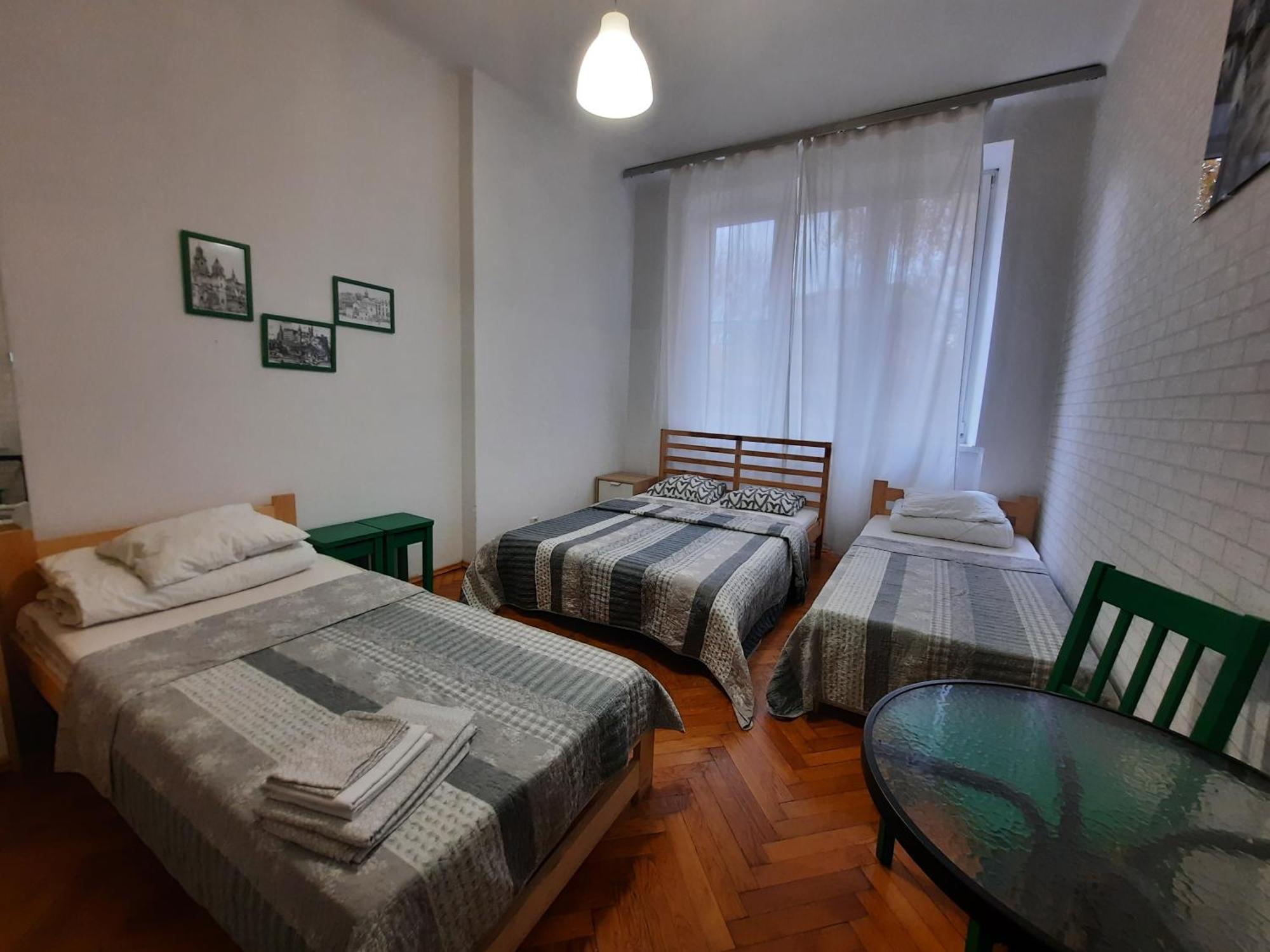Lorf Hostel&Apartments Краков Экстерьер фото