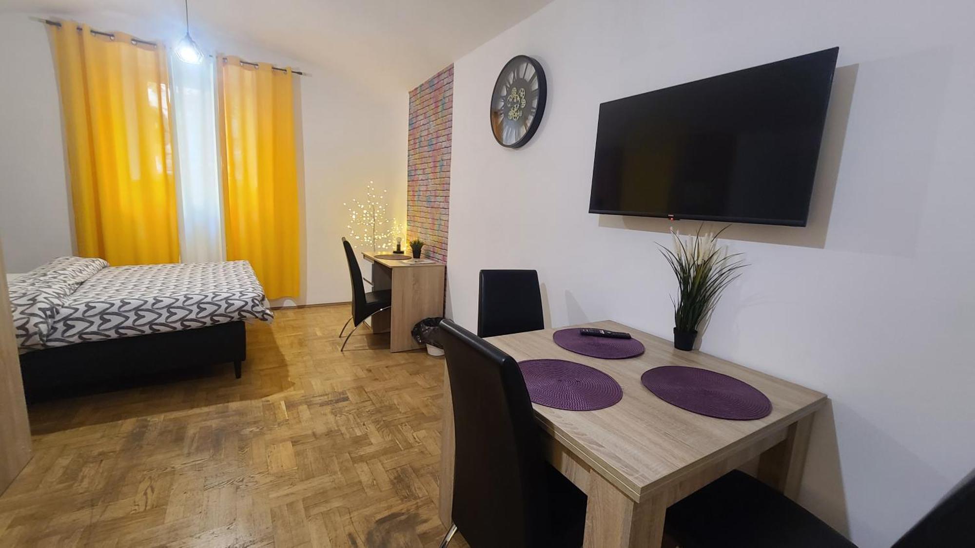 Lorf Hostel&Apartments Краков Экстерьер фото