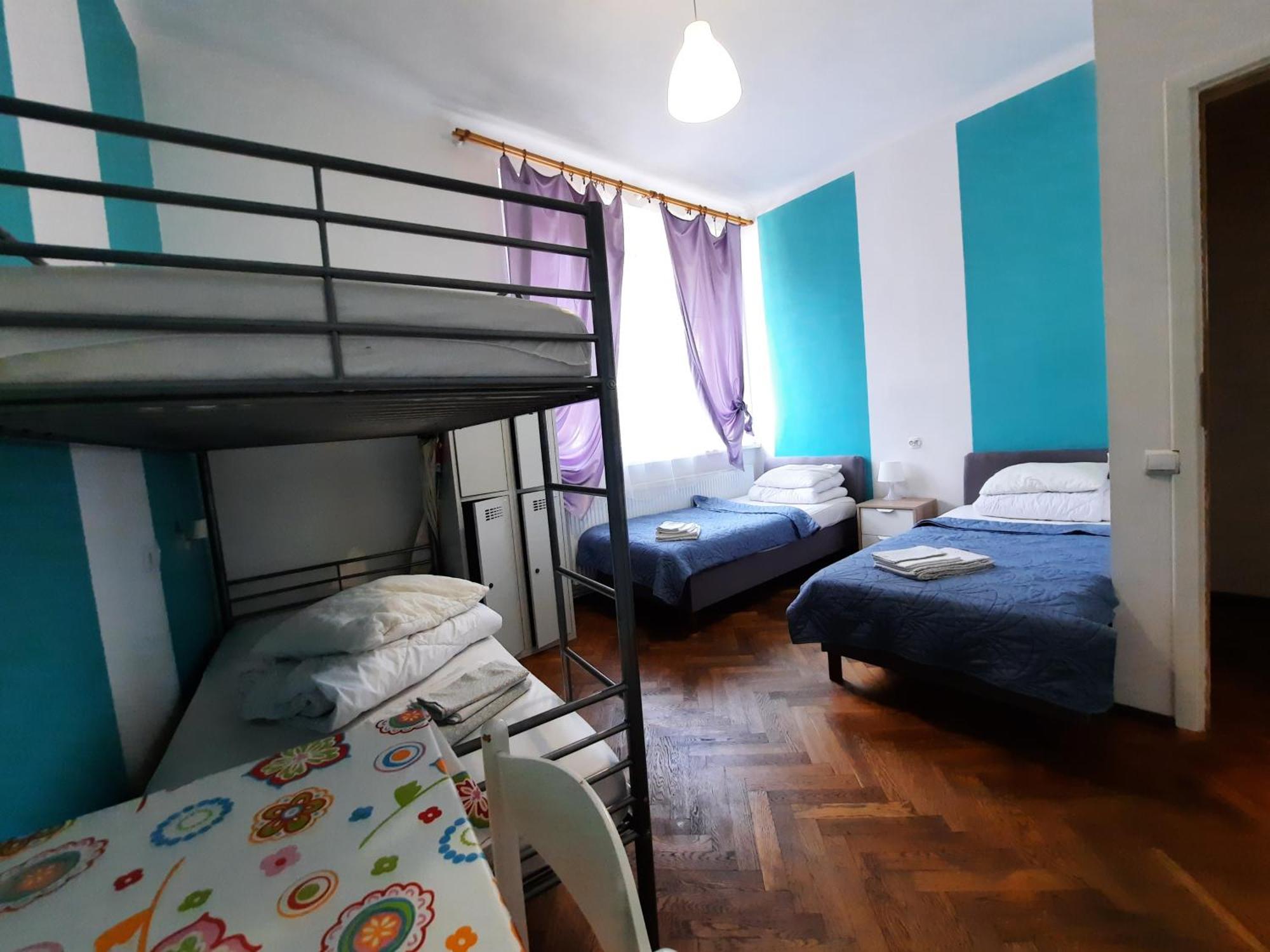 Lorf Hostel&Apartments Краков Экстерьер фото