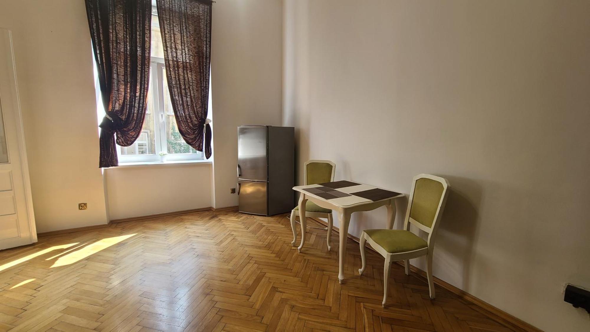 Lorf Hostel&Apartments Краков Экстерьер фото