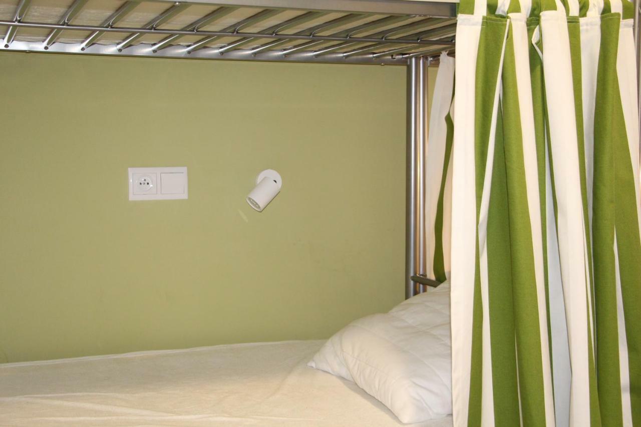 Lorf Hostel&Apartments Краков Экстерьер фото