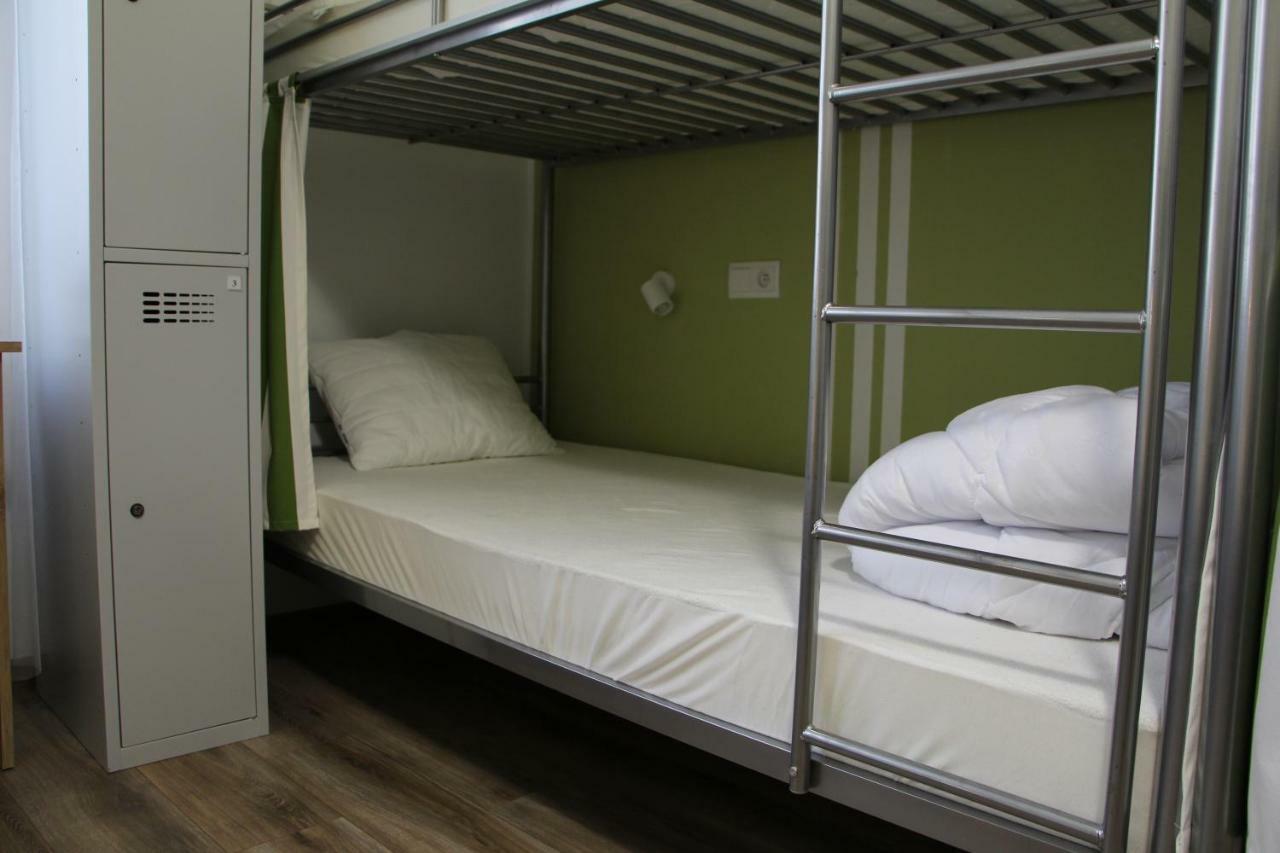 Lorf Hostel&Apartments Краков Экстерьер фото